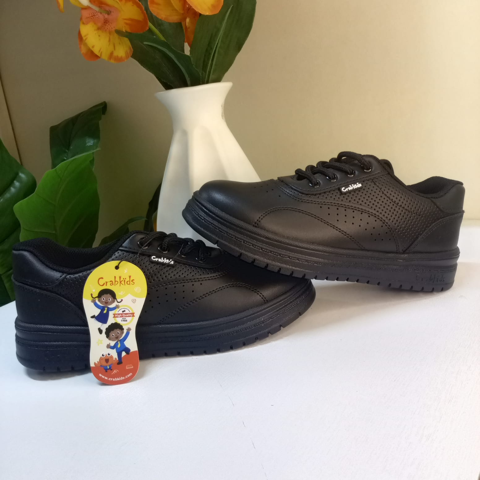 CrabKids School Lace Sneaker